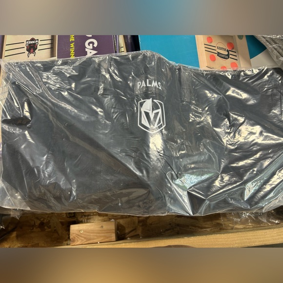 vegas golden knights Large Traveling Bag Black - Picture 2 of 3